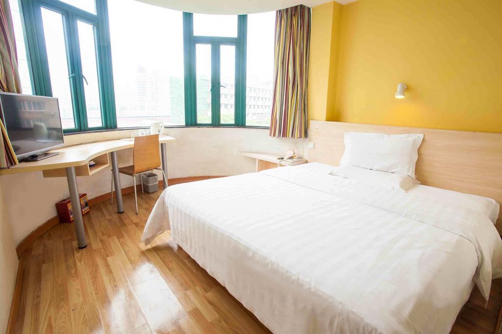 7Days Inn Taizhou Nantong Road Zhongjia Habitación foto